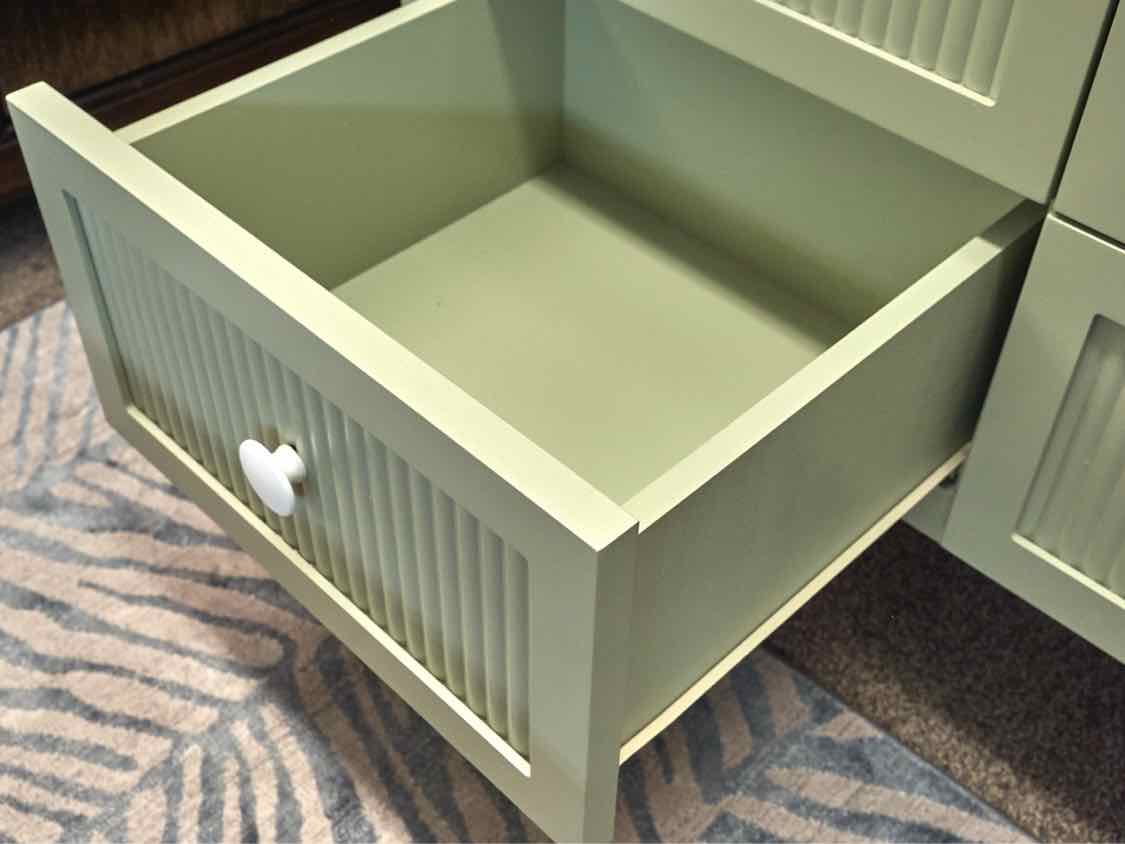Maine Cottage 'Lizzie' Dresser in Green W/ White Knobs