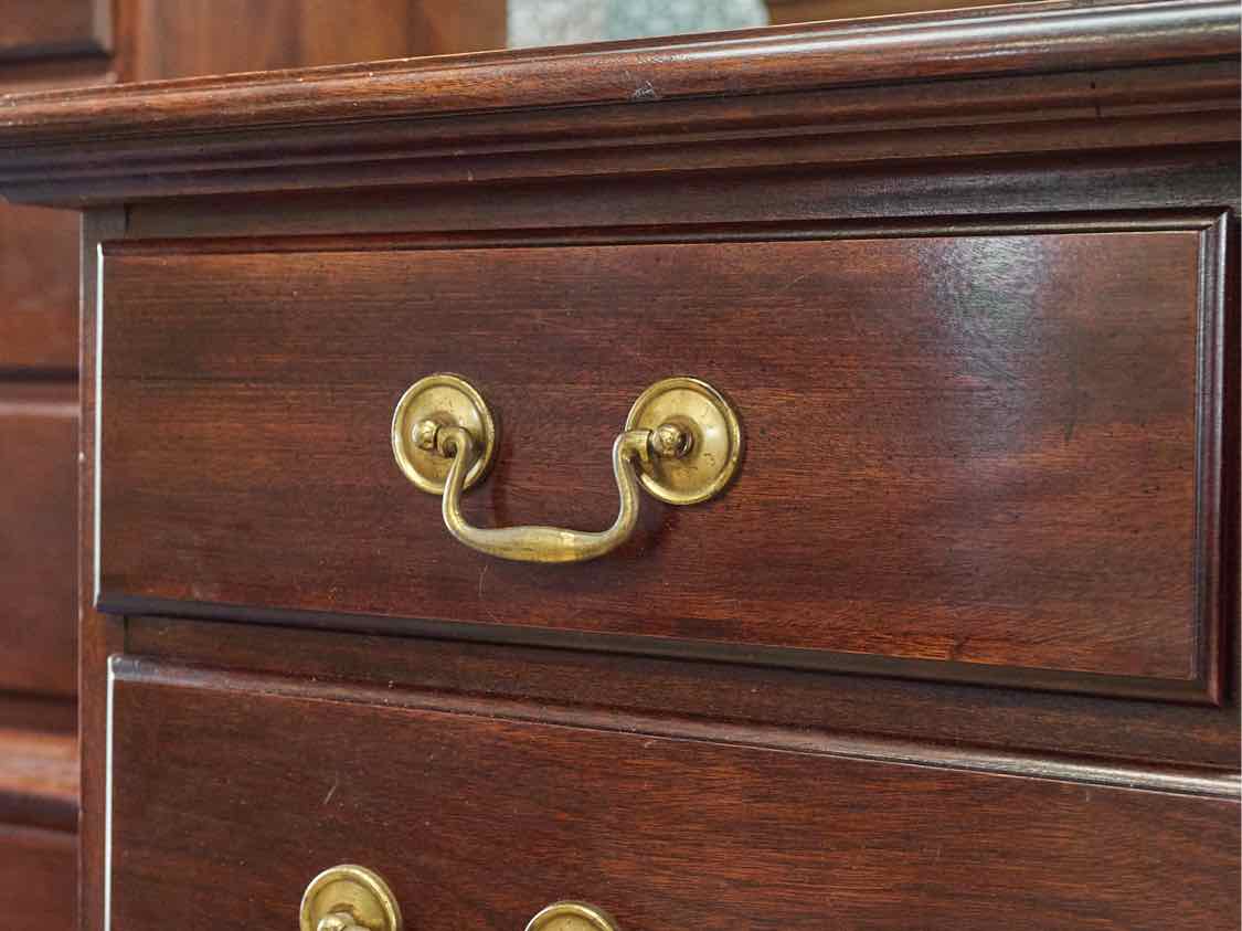 Solid Wood Nine Draw Dresser in Mahogany Finish