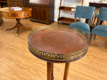 Pedestal  Plant Stand