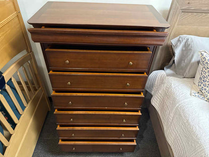 7-Drawer Vintage Chest
