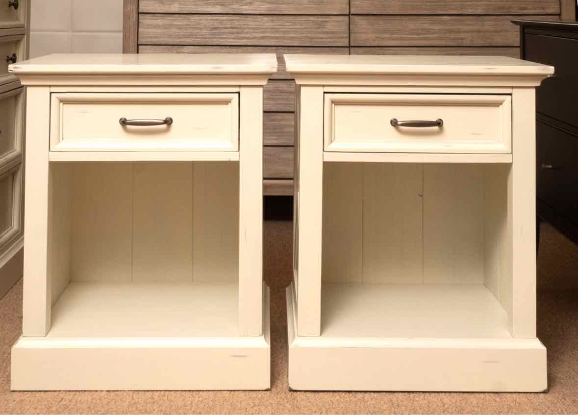 Pair Of  Folio 21 "Hilton Head' Distressed Ivory Finish 1 Drawer  Nightstands