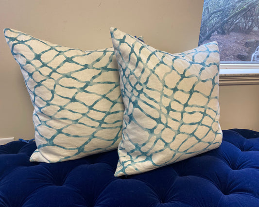 Pair of Accent Pillows in Kravet Blue and White 'Waterpolo' Fabric