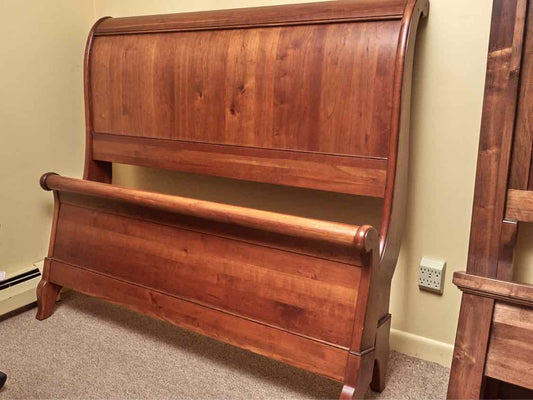 Ethan Allen Cherry Sleigh  Full Bed Includres Siderails & Slats