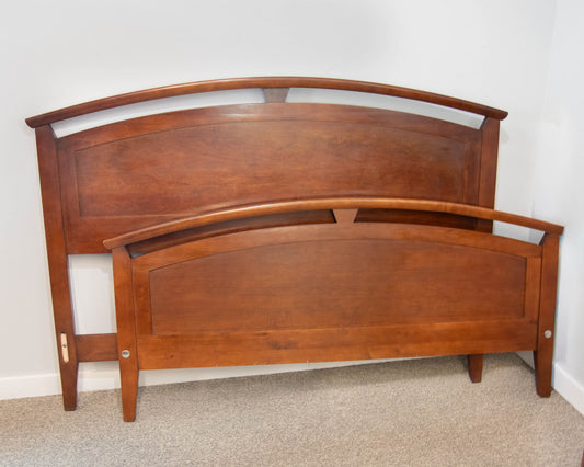 Ethan Allen Cherry  Queen Bed