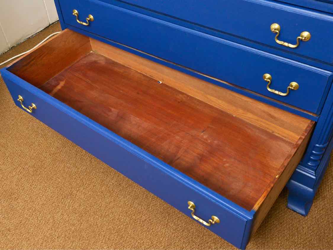 'Encore Blue' Finish Mahogany 6 Drawer Dresser