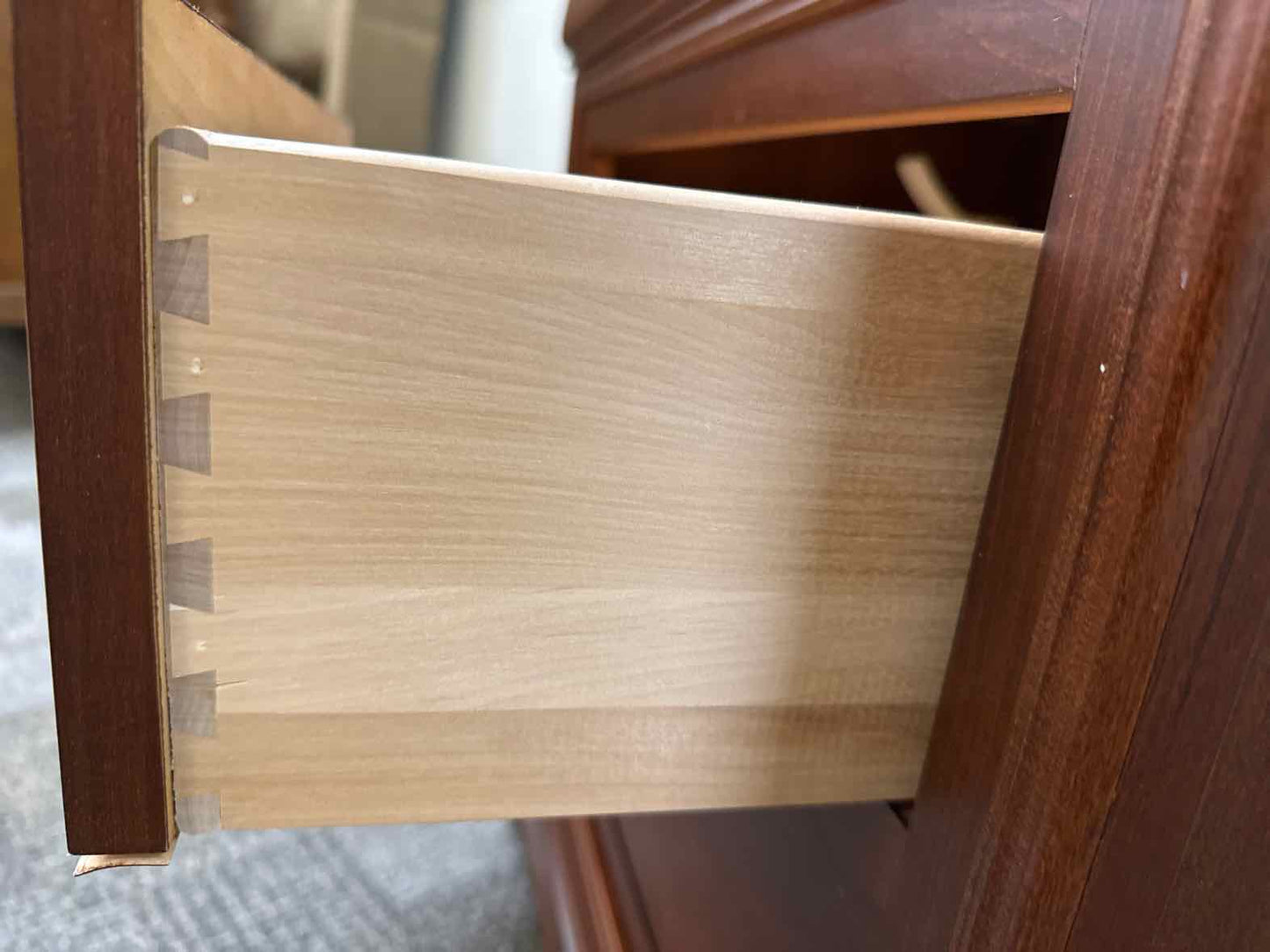 Cherry 3-Drawer Nightstand