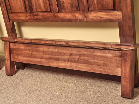 Vaughan Bassett Stained Panel  Queen Bed Includes Low Profile Footboard/SR /Slat