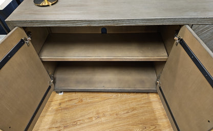 Martin 'Palisades' 4-Door Console