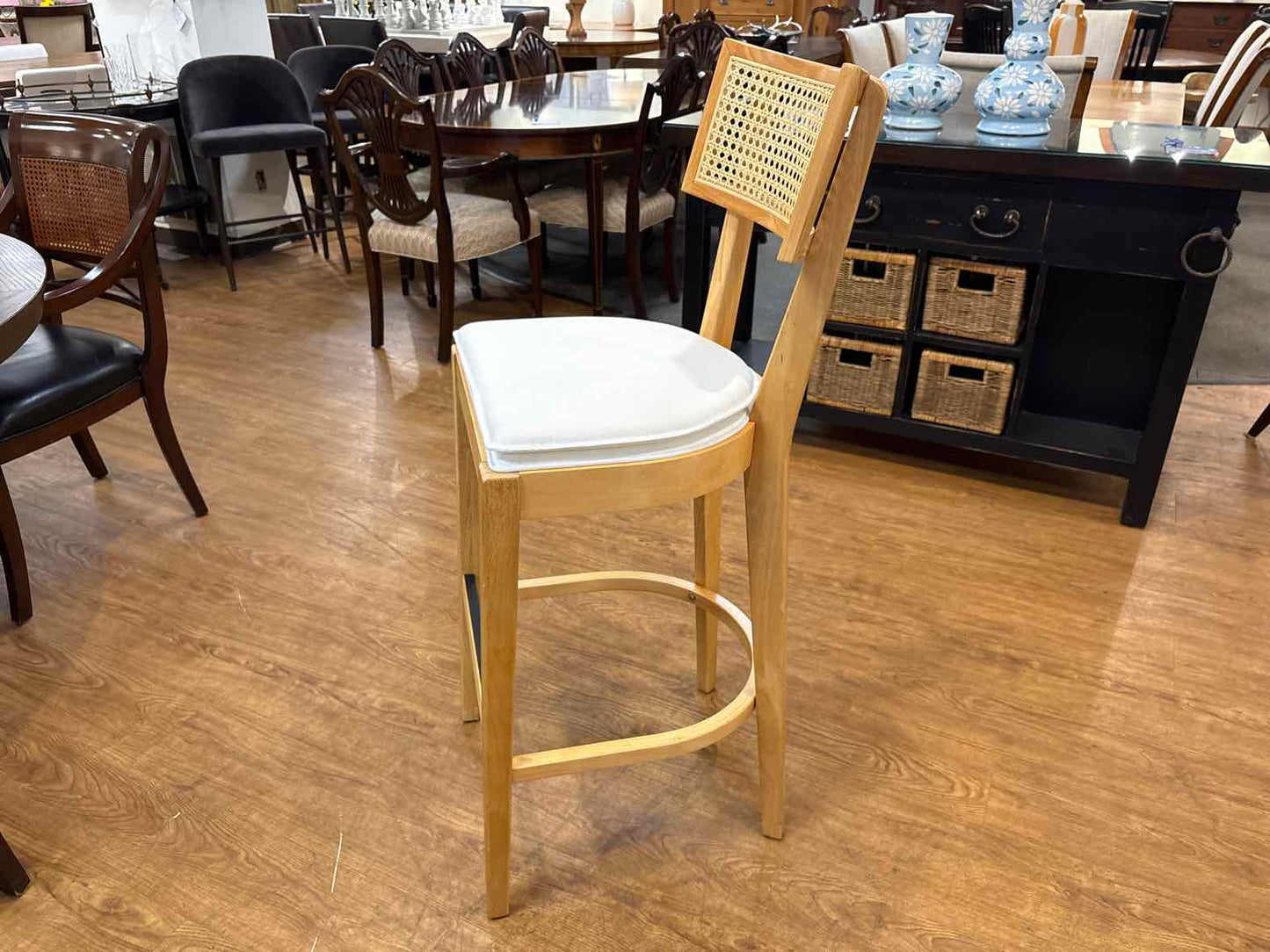 Set of 4 Contemporary Bar Stools