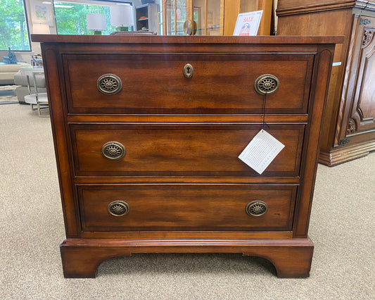 Henredon Mahogany 3-Drawer Chest with Brass Pulls