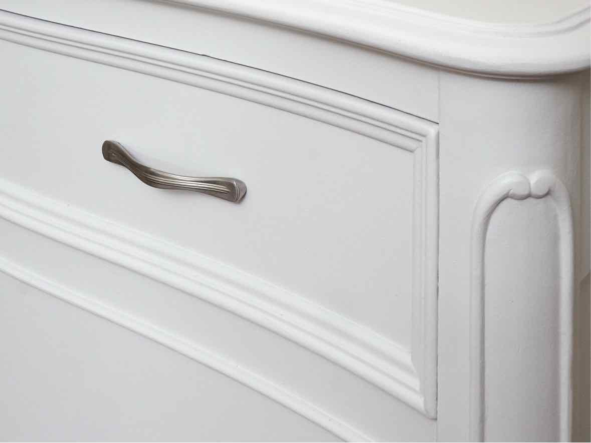 American Made 5 Drawer Chest in Wildwood White Finish