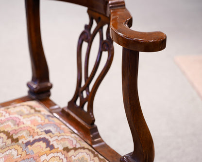 Southwood Mahogany Corner Chair