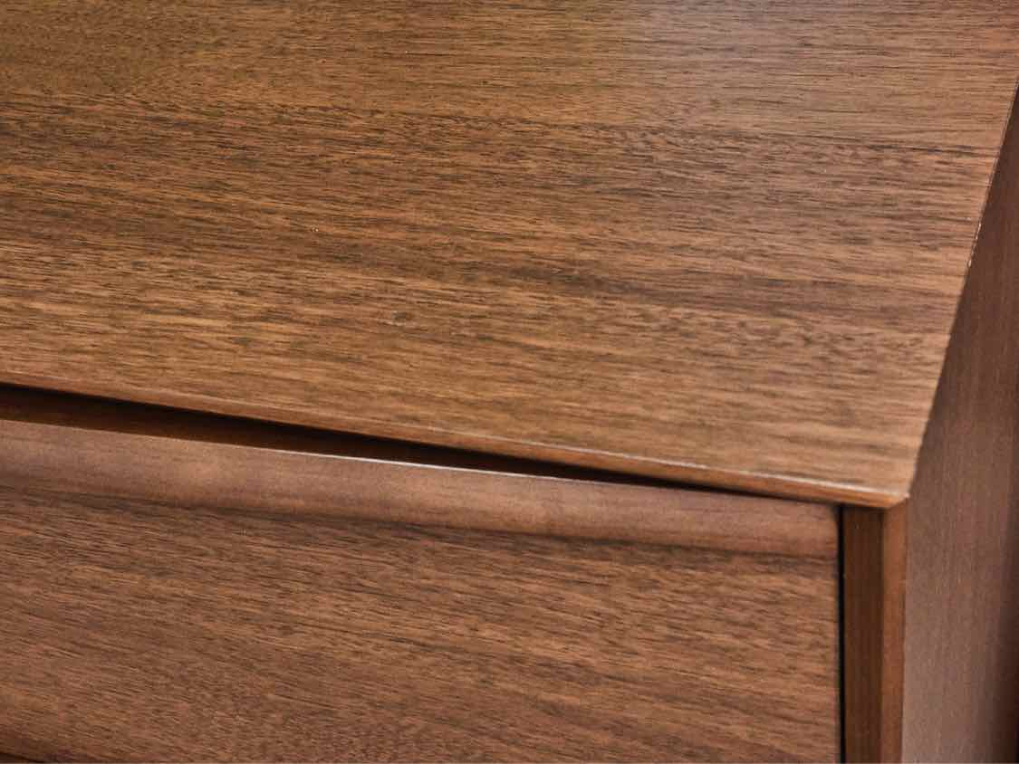 Article Lenia Walnut 4 Drawer Chest