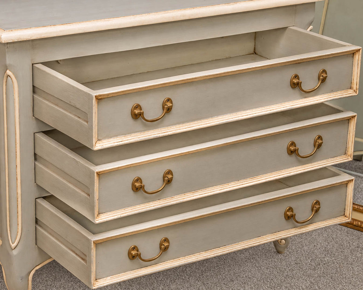 Wisteria 'Norwich' Three Drawer Chest in Soft Grey Green