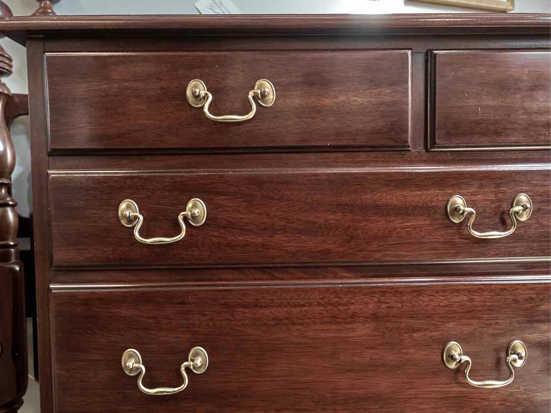 Henkel Harris 9-Drawer Dresser in Solid Mahogany with Brass Pulls