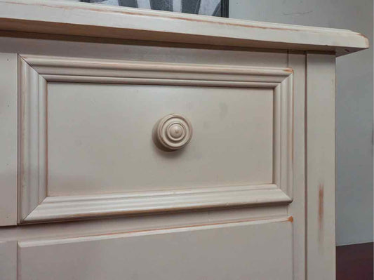 Bassett White Distressed Chest on Chest with 5 Drawers & Wood Knobs