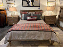 Pottery Barn 'Astoria' Queen Bed