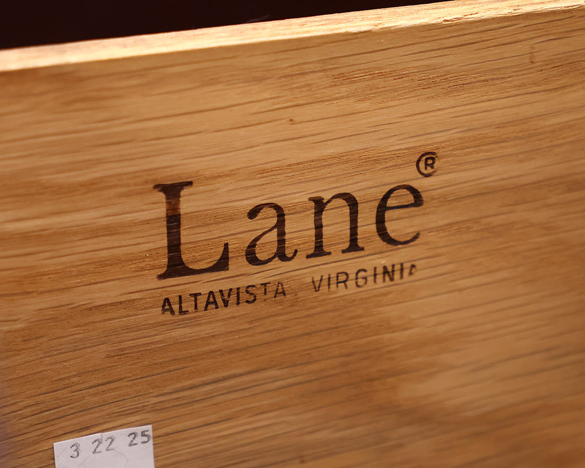 Lane Attavista Mahogany Dresser