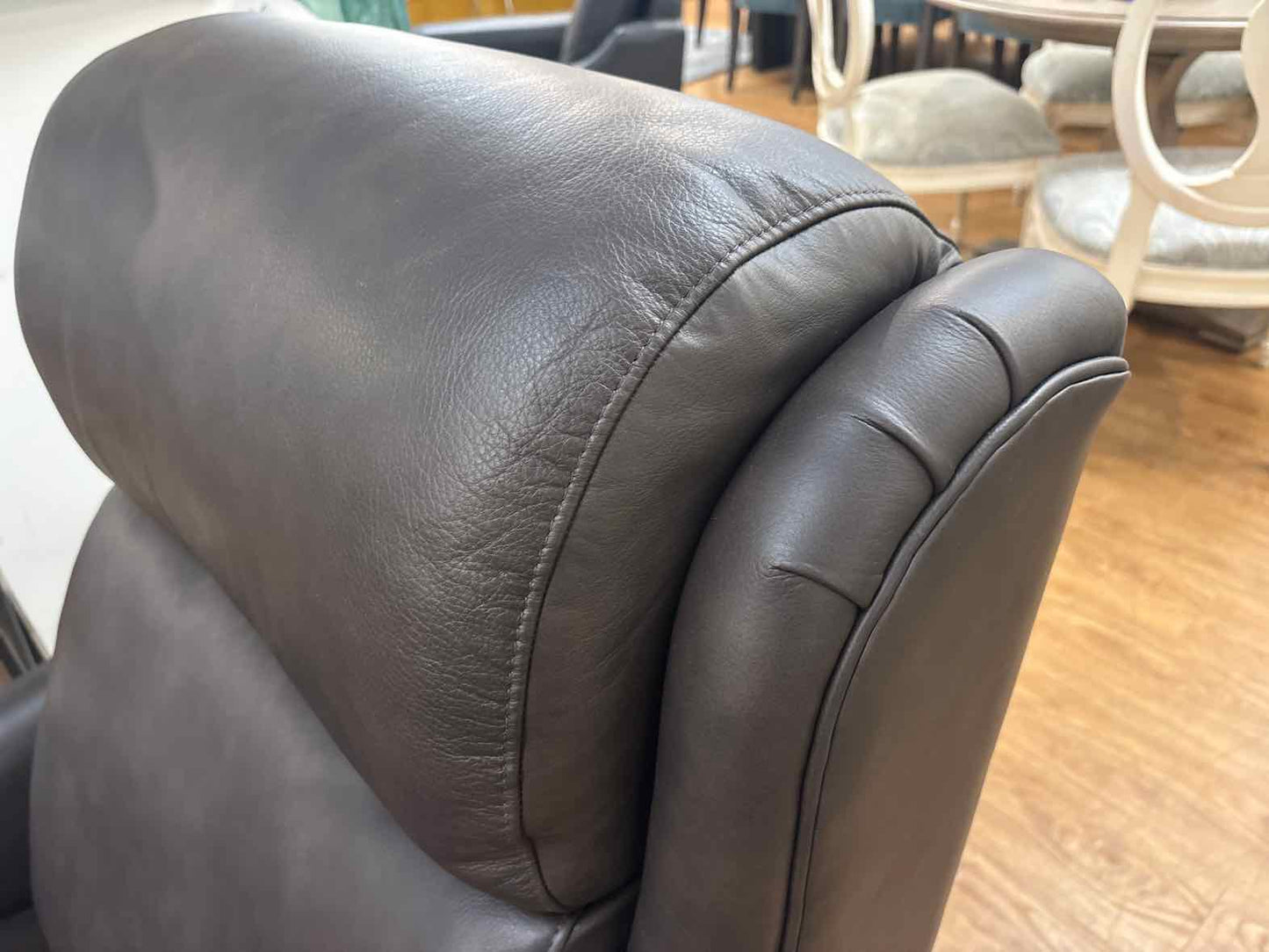 Bernhardt 'Isaac' Leather Power Recliner