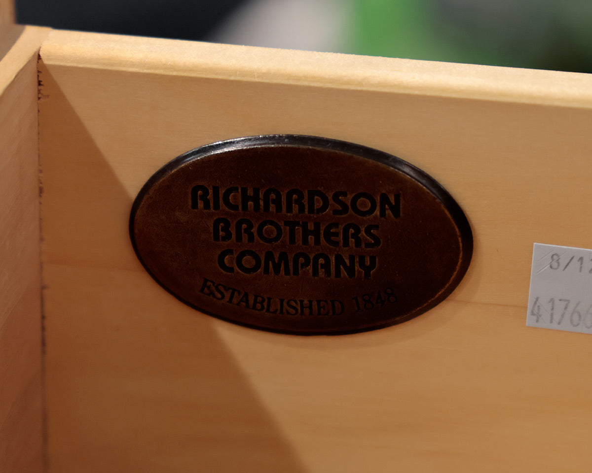Richardson Brothers 6-Drawer Chest