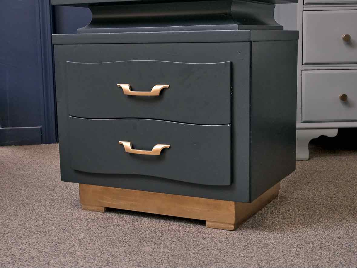 Solid Mahogany Nightstand Finished in 'Night Watch'
