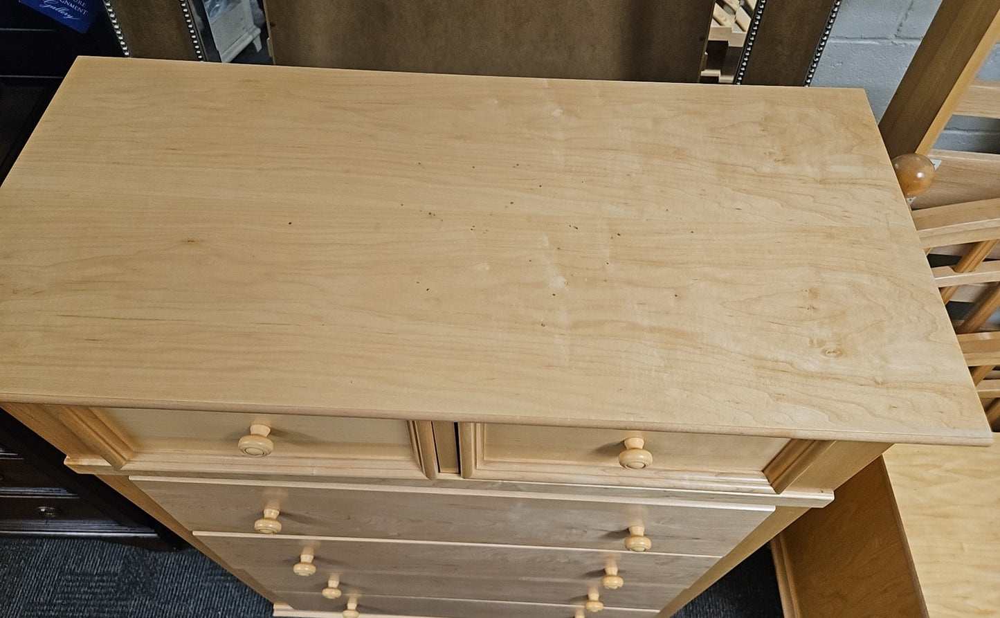 Stanley 6-Drawer Maple Chest