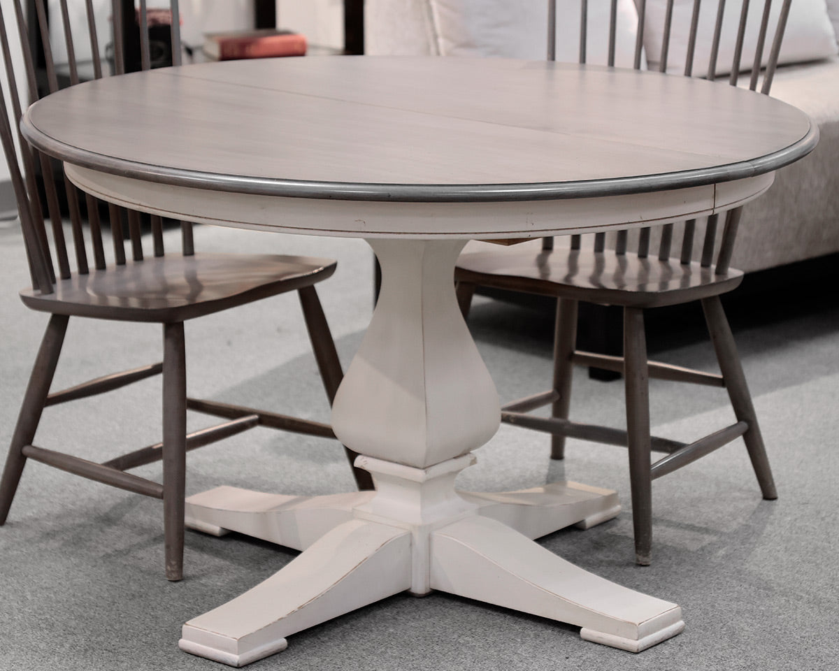 Ethan Allen 48" Round Dining Table and Four Chairs