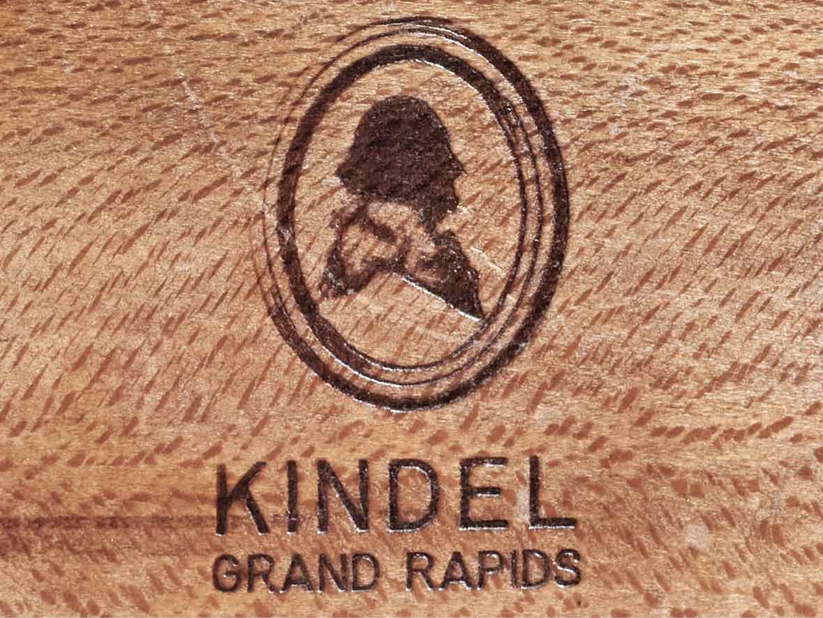 Kindel Mahogany 8 Drawer Chest on Chest