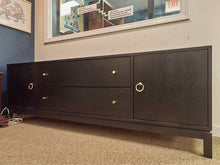 Gat Creek Tomlin Media in Classic Black