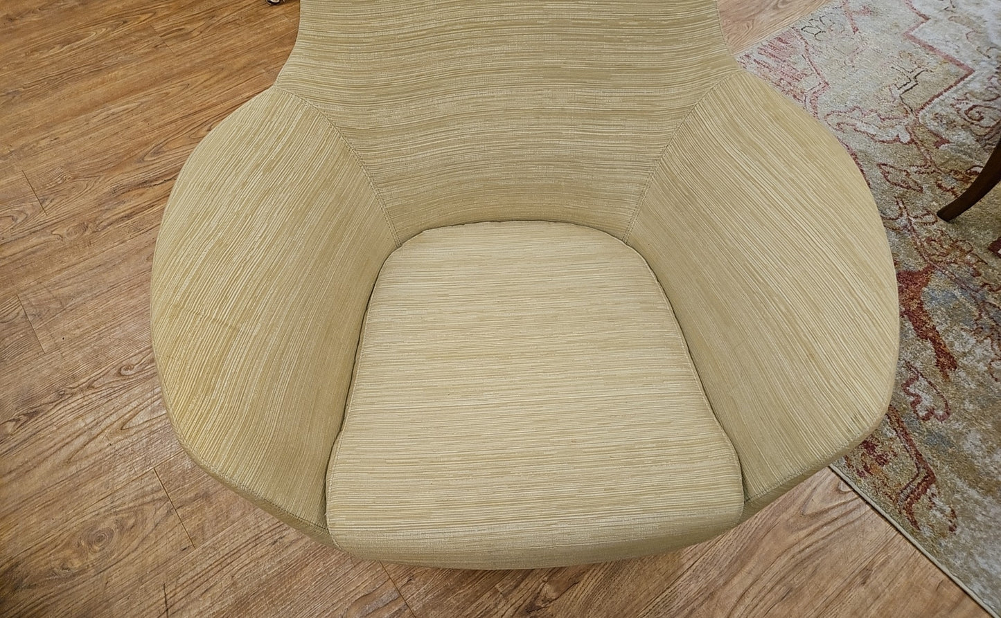 Steelcase "Bob" Lounge Chair in Gold