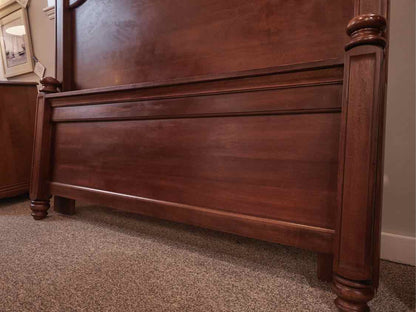 Queen Arch Bed in Cherry