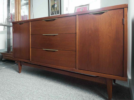 Kent Coffey Mid-Century Modern Tableau Sideboard in Walnut