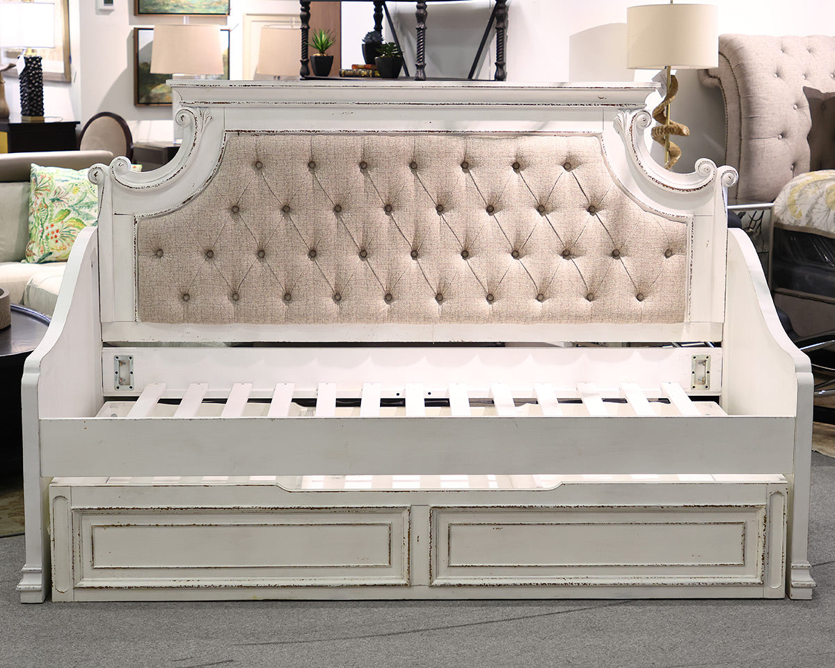 White Weathered Daybed With Roll Away Storage