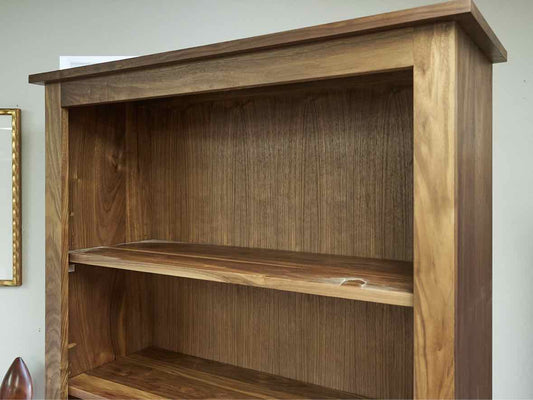 Gat Creek "Newberry" Tall Bookcase with 5 shelves in Classic Natural Finish