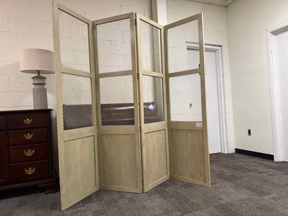 Curry & Co 'Cranbourne' Floor Screen