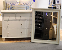 Aspen Furniture 'Cambridge' 9-Drawer Dresser With Mirror