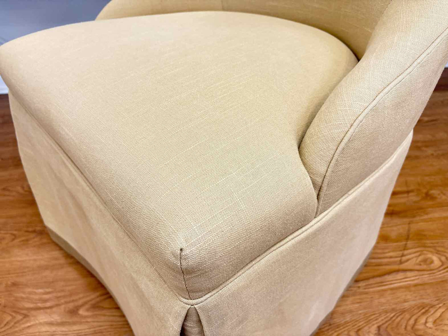 Vanguard Accent Chair in Camel