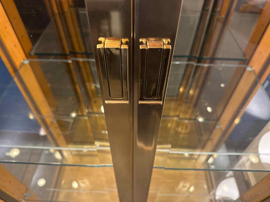 Thomasville Topaz Collection Lighted Curio Cabinet