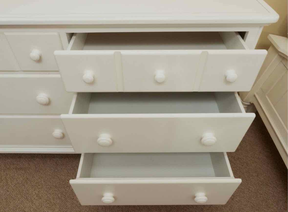 Ragazzi White Finish 6 Drawer Dresser with Wood Knobs