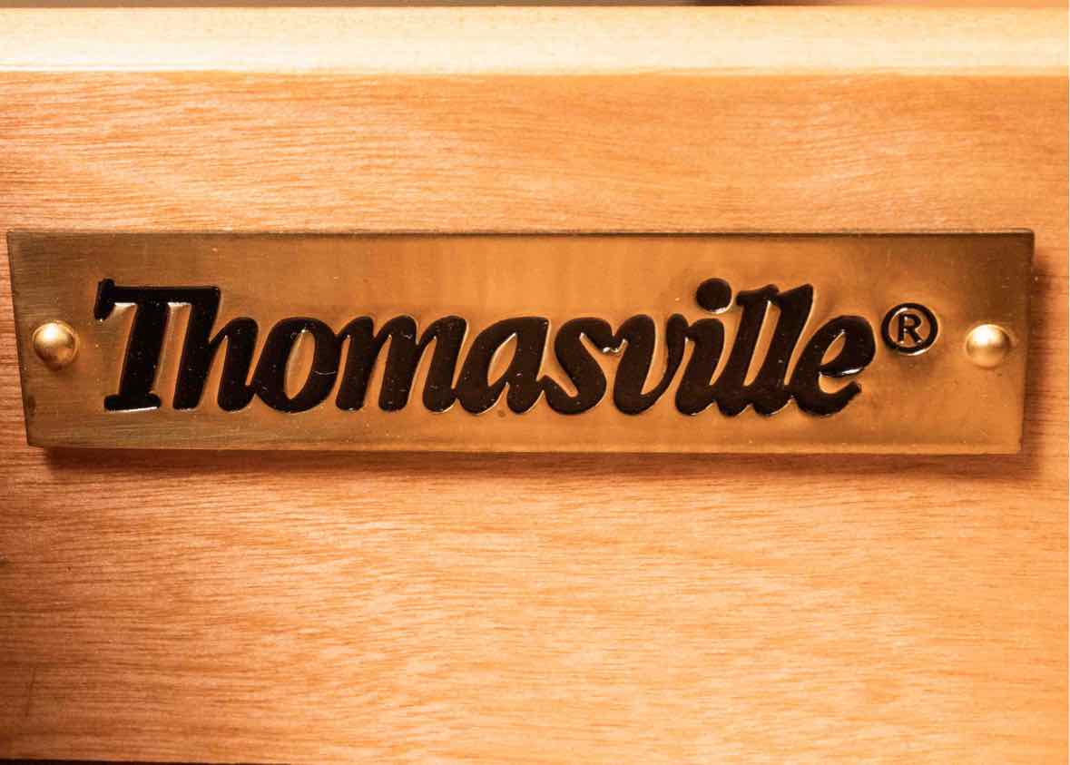 Thomasville 'Fredericksburg Collection'Mahogany Finish 12 Drawer Dresser