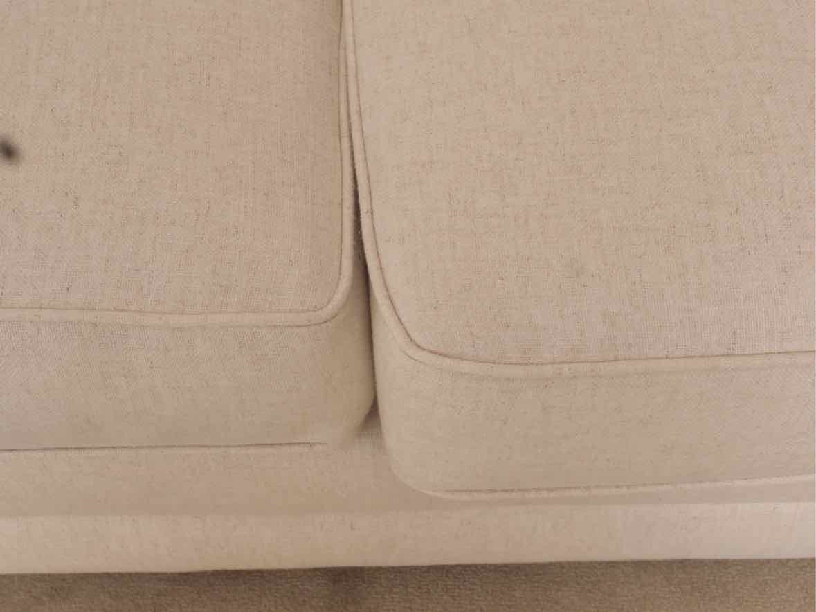 Ethan Allen 'Bennett' Ivory Vintage Linen 2 Cushion & Chaise Sectional