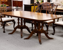 Drexel Mahogany Inlaid Dining Table With 8 Chairs