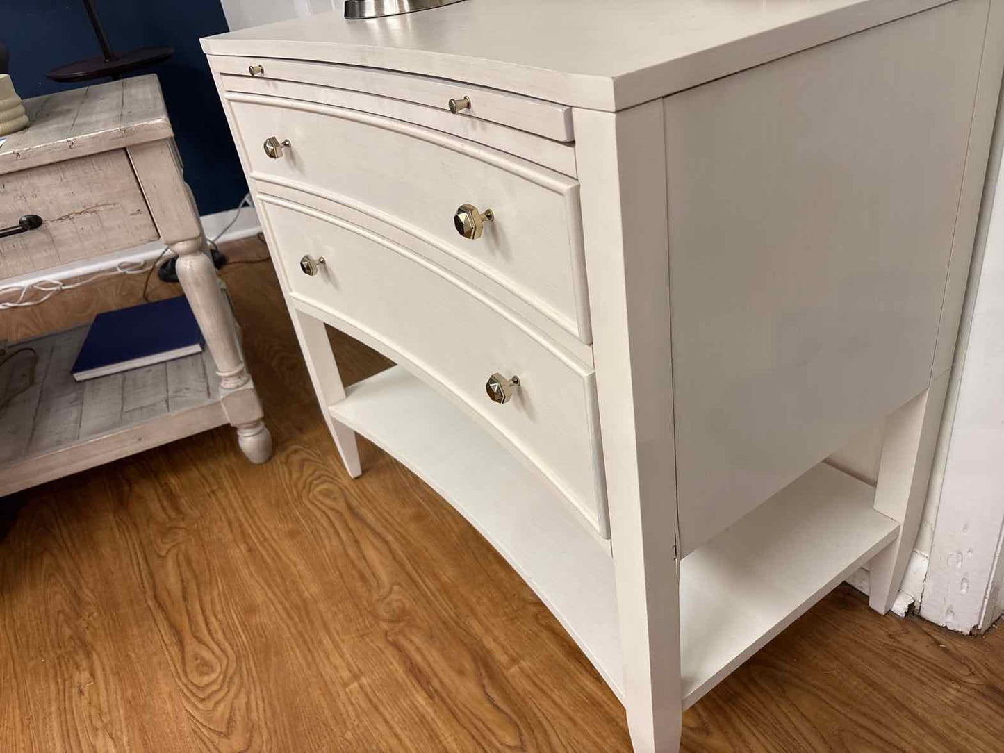 Universal 2-Drawer Nightstand