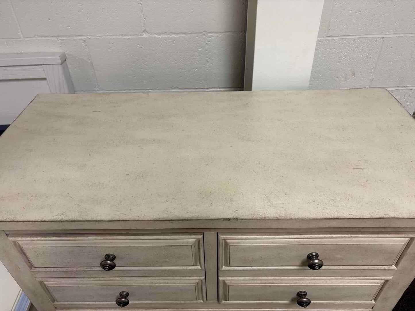 Liberty 'High Country' Chest of Drawers