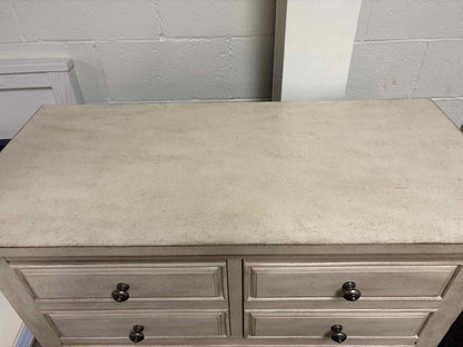 Liberty 'High Country' Chest of Drawers
