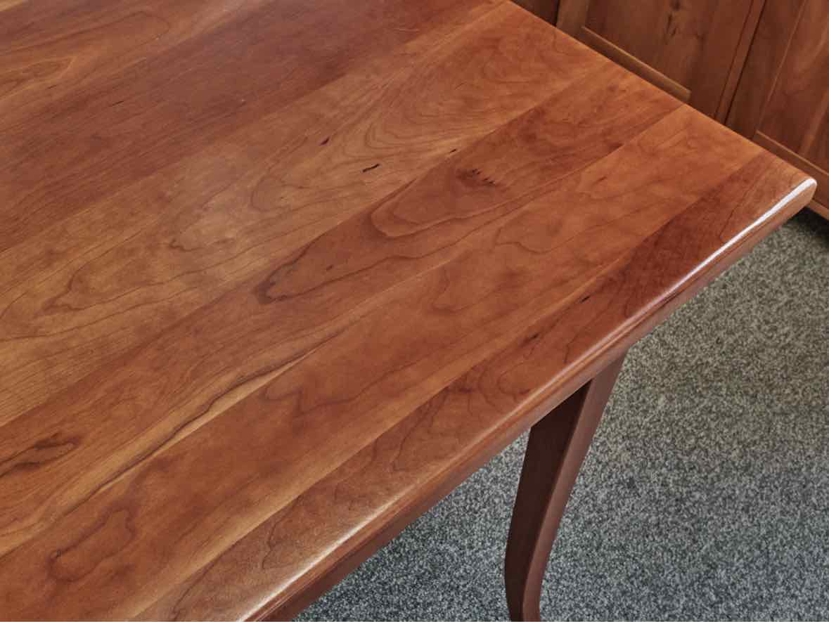 Lyndon Furniture Classic Shaker Flare Leg Table & Set of Chairs in Cherry