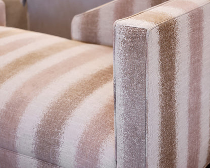 Cabot House Tete- a Tete