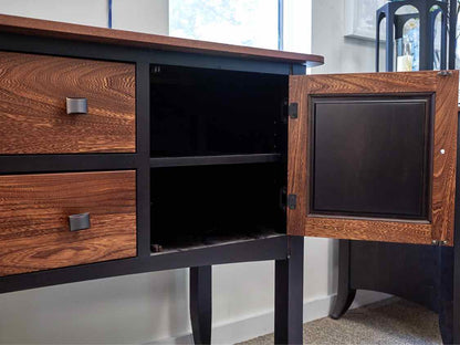 Black & Oak Server
