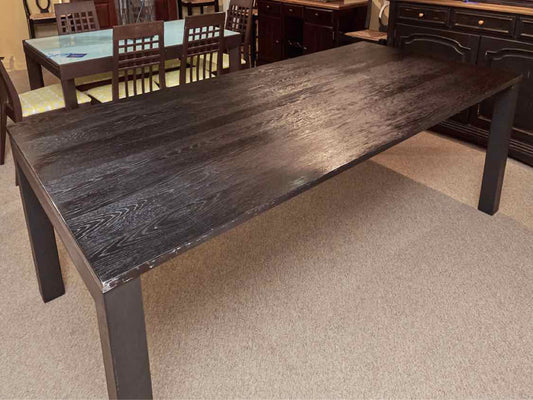 Shaker Style Black Finish Oak  Metal Legs Dining Table