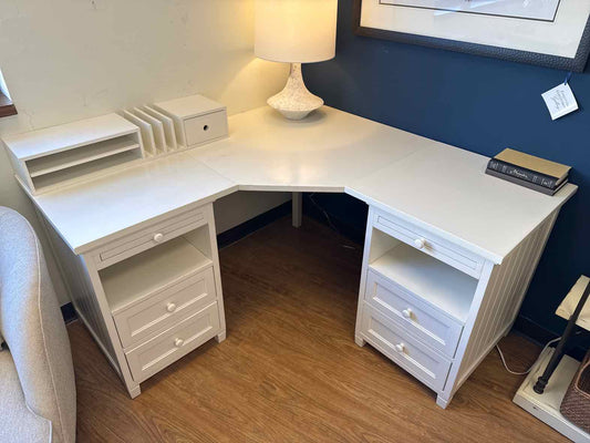 Pottery Barn Teen Beadboard Corner Desk